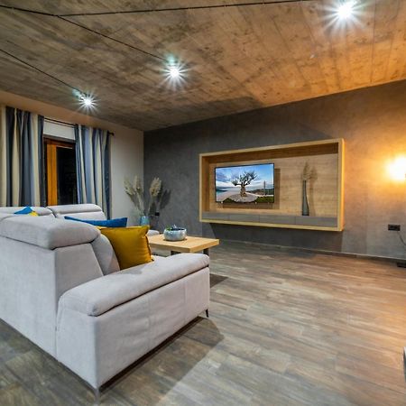 Villa Visum Poljane Exteriér fotografie